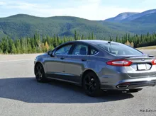 Ford Fusion SE 2.0L EB AWD photo 3