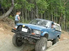 Toyota Pickup (Hilux) 22R photo 3